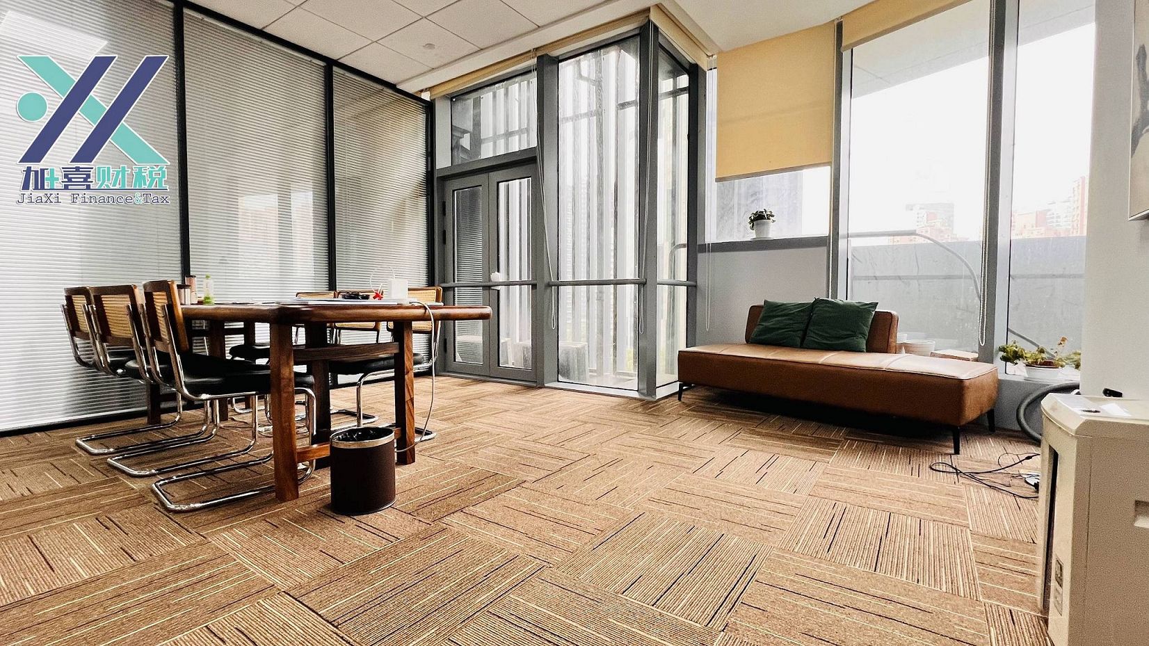 Wie hoch ist der Standardsteuersatz für die Körperschaftsteuer in China?